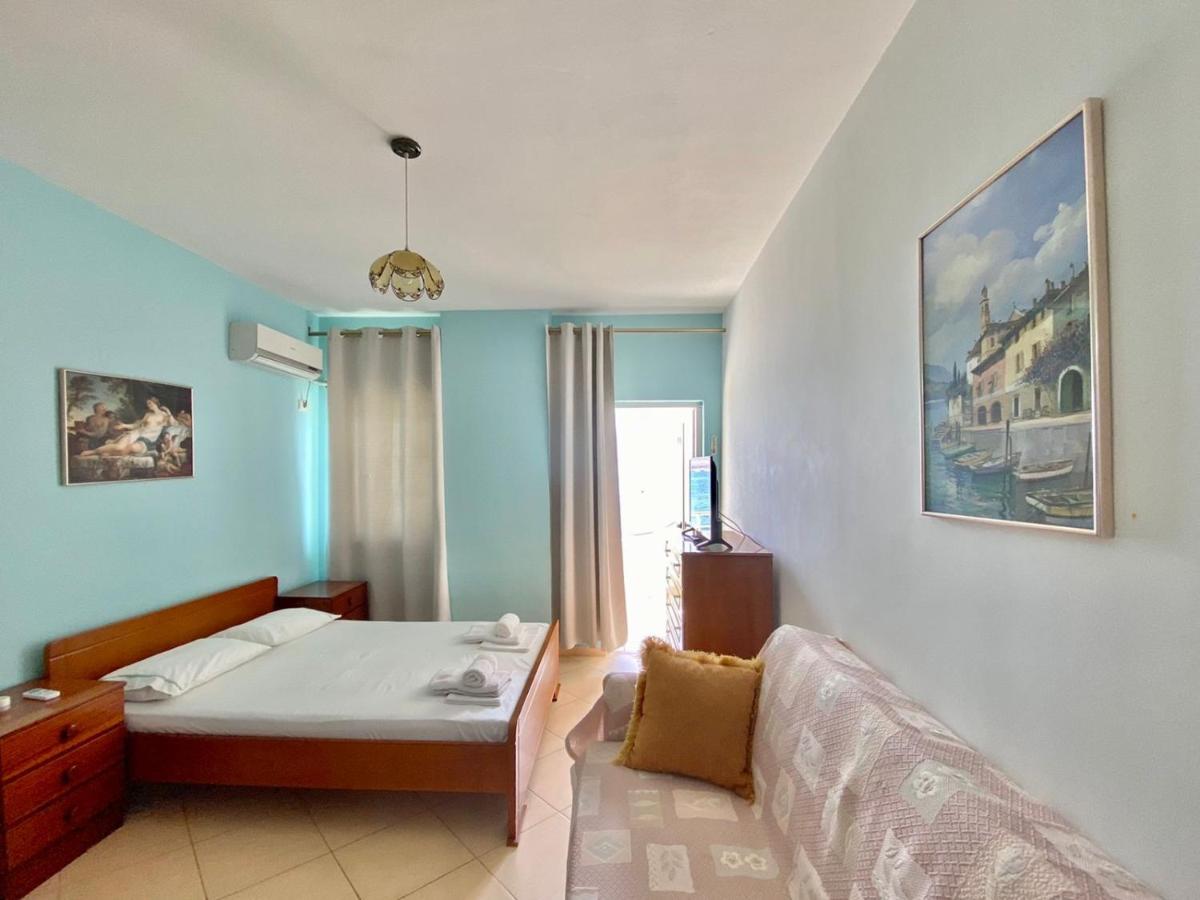 Caramel Sun Studios Apts Sarandë Exteriér fotografie